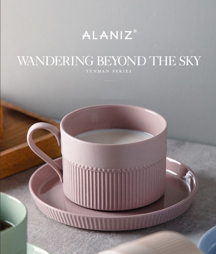 Cốc gốm sứ phủ men chi tiết sọc dọc 230ml